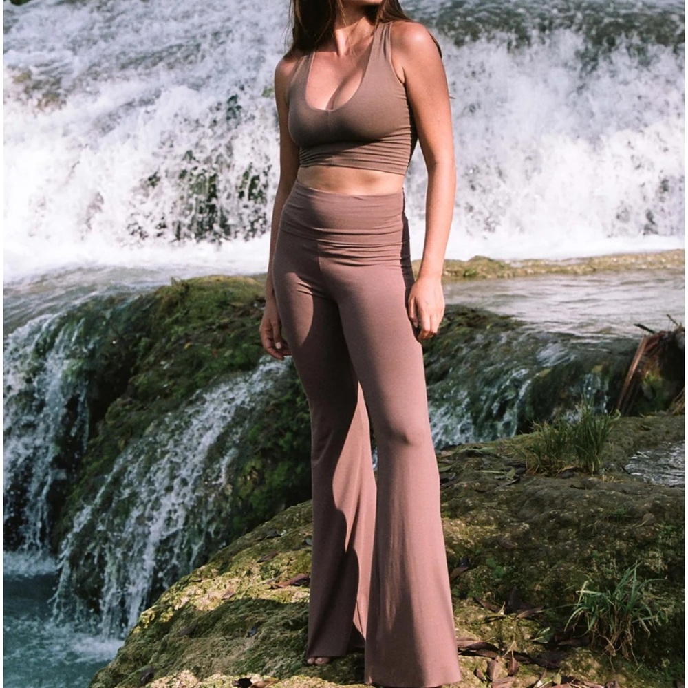 Women's Brown medium Agni flares medium